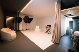 Moderne fotostudio i Bergen – profesjonelt studio til leie hos Apex Bergen.