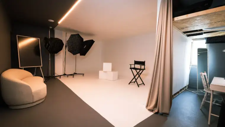Moderne fotostudio i Bergen – profesjonelt studio til leie hos Apex Bergen.