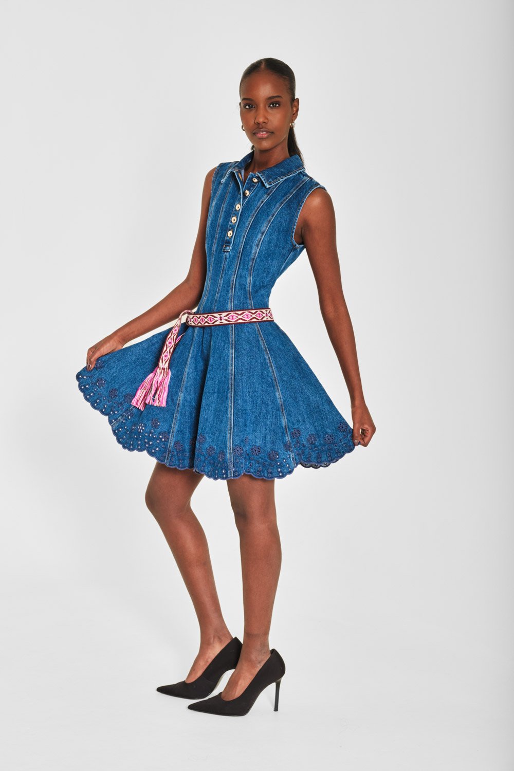 Norah editorial