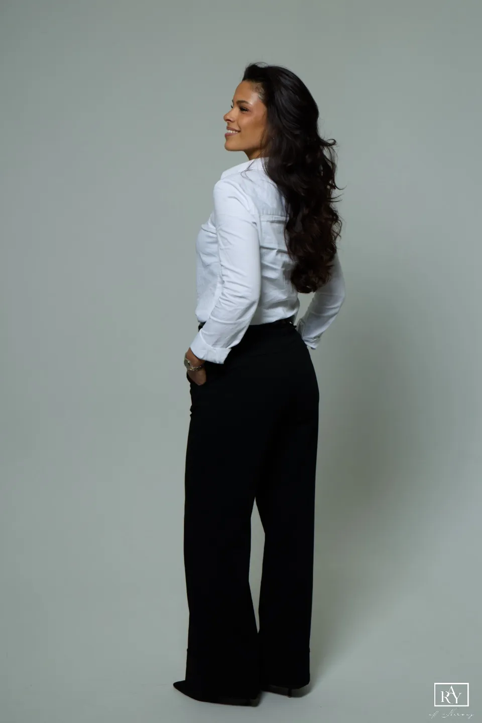 Nora Harkati Østby - polaroid